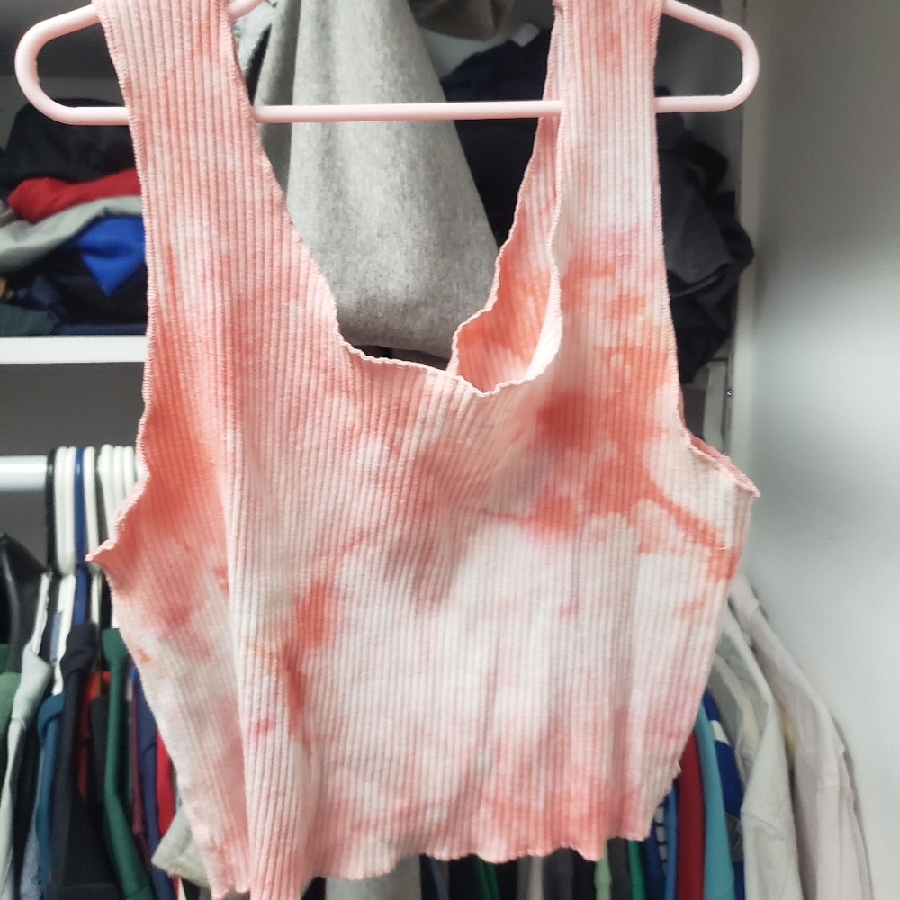 Cropped tank